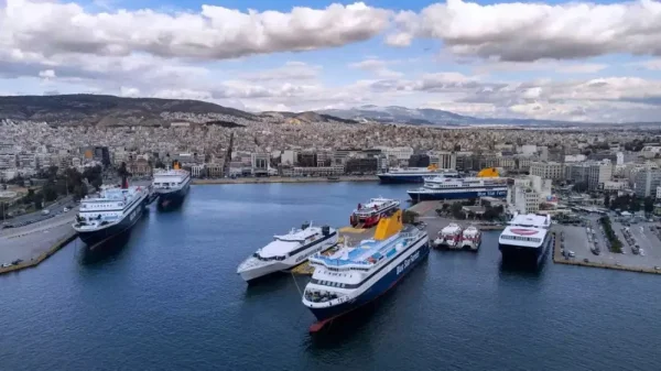 Αεροδρόμιο - Λιμάνι Πειραιά (Από 15€/Άτομο)